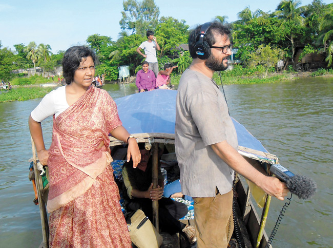 Moushumi Bhowmik with Satyaki Banerjee, City as Field in Bengal: The Germination and Dispersal of Songs