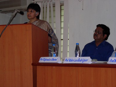 Tejaswini Niranjana speaking in the Kuvempu University Regions Conference (2005)