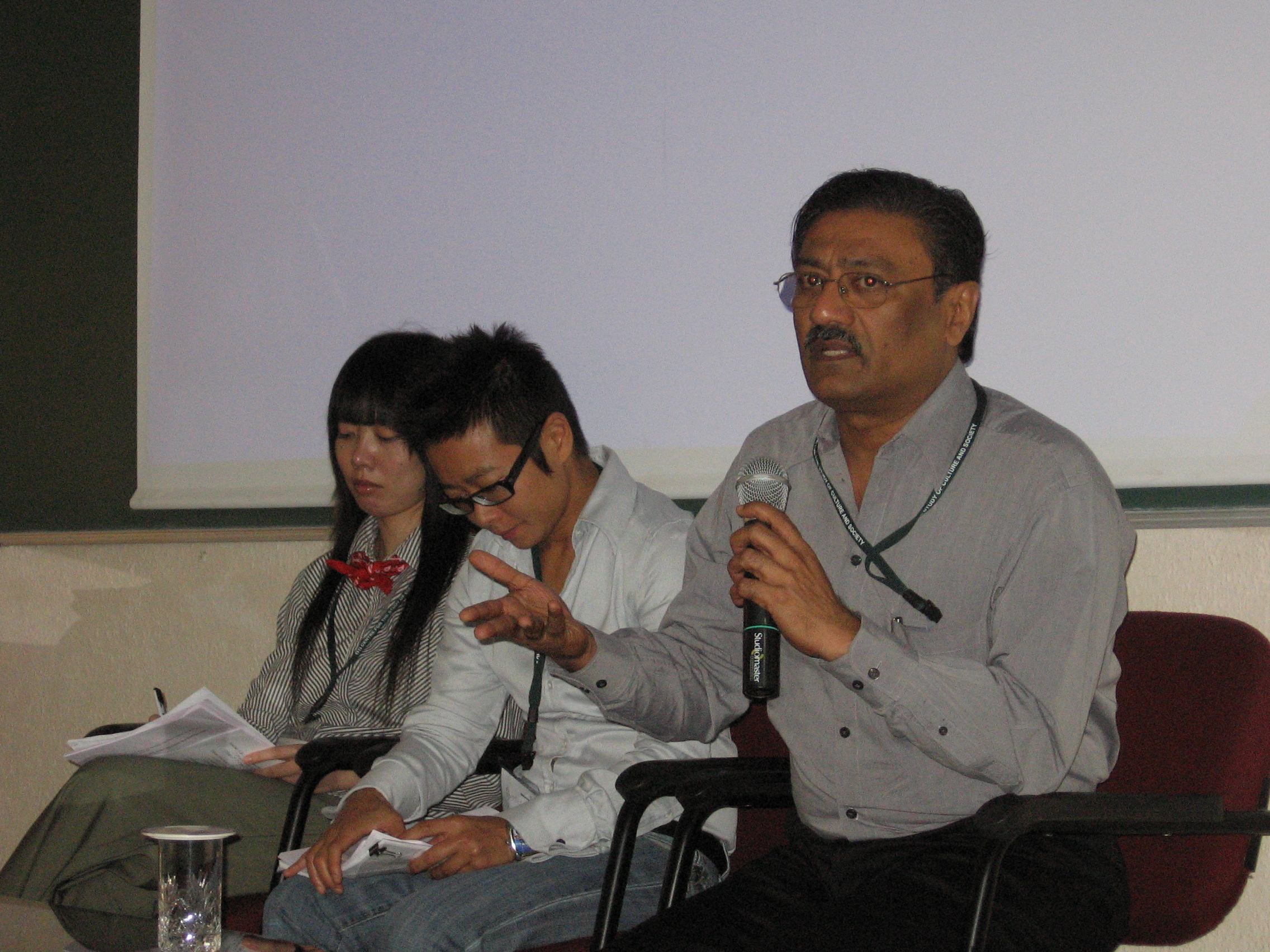 K. Hariharan speaking at the Asian Cinema conference (February 2007) 