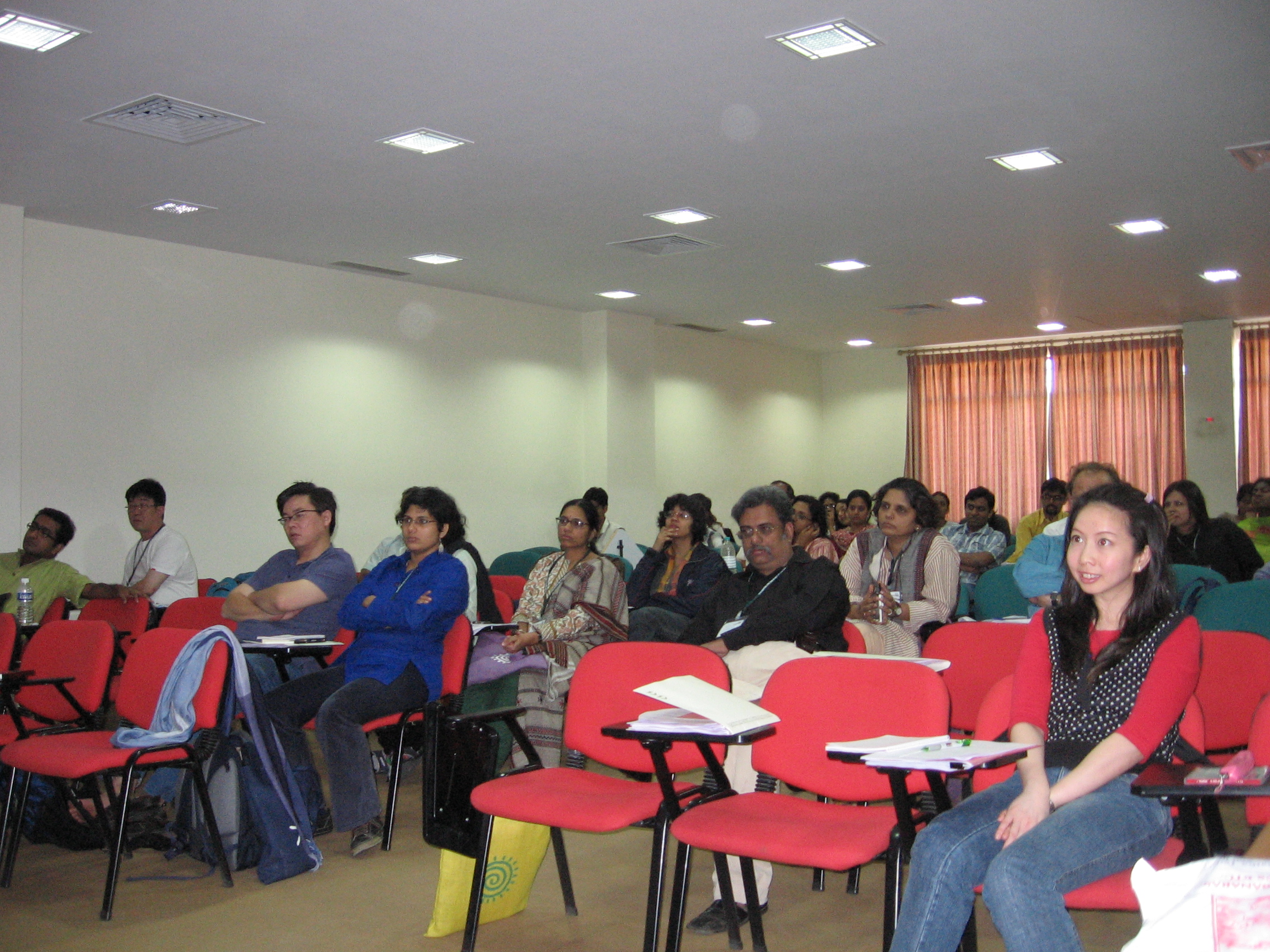 The audience, listening to the lecture in Asian Cinema Conference (February 3, 2007)