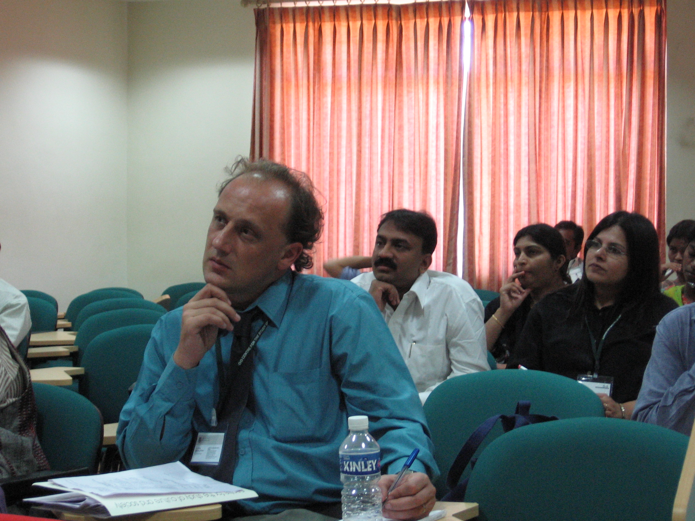 The audience, listening to the lecture in Asian Cinema Conference (February 3, 2007) 
