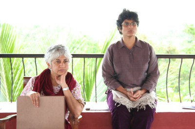 Tejaswini Niranjana and Rochelle Pinto: CSCS Retreat (2007)
